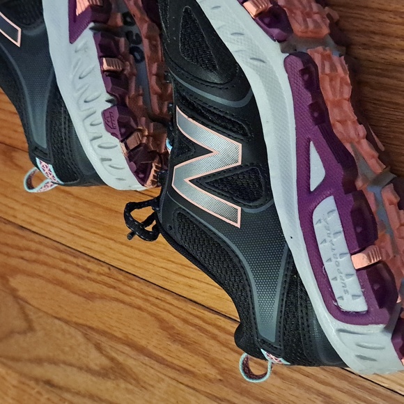 New Balance TechRide Women's 412v3 Shoes size 8.5 used - Picture 6 of 9